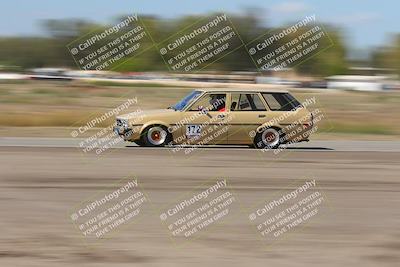 media/Oct-04-2025-OnGrid (Sat) [[44bd565ffa]]/Yellow Group/Grapevine/